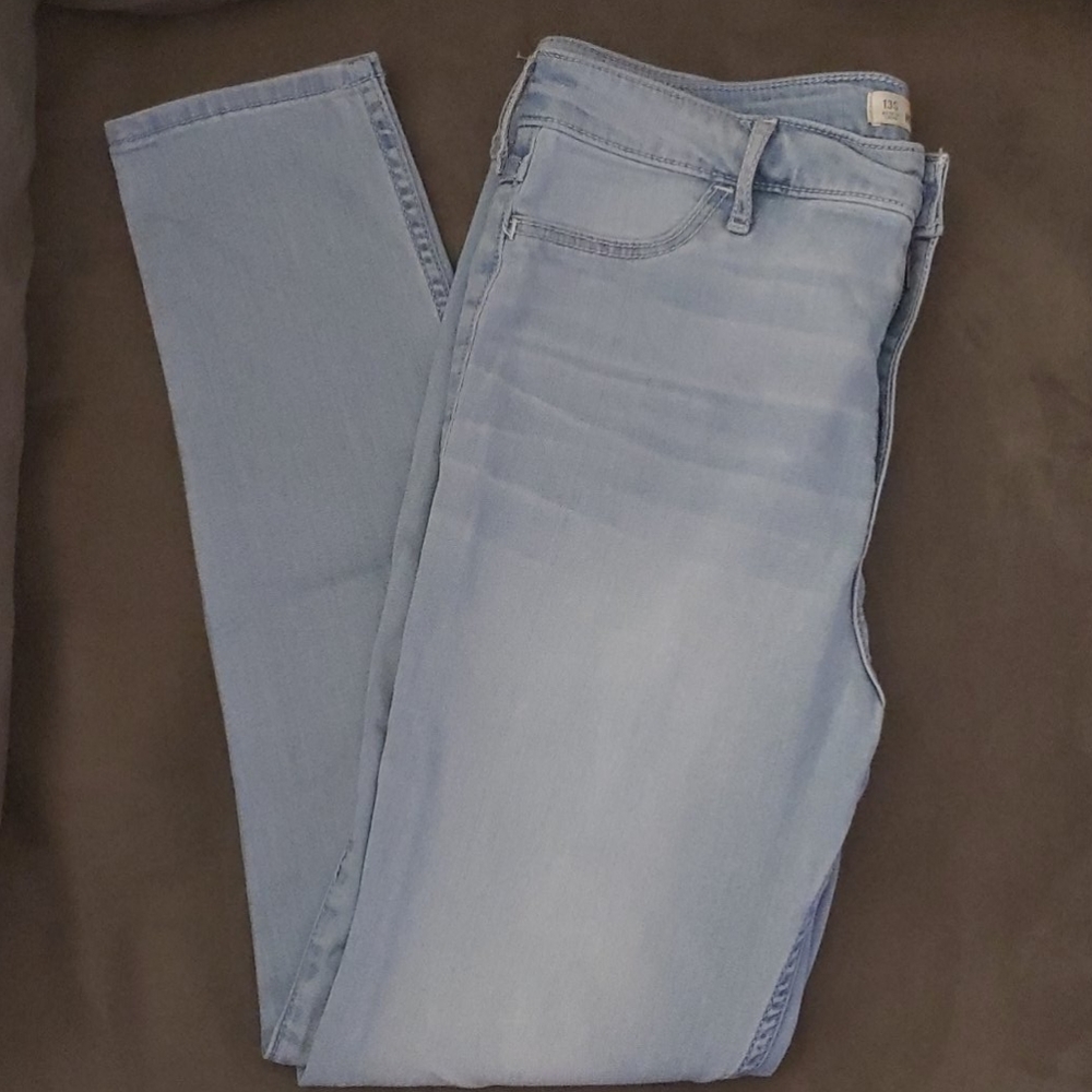 Hollister Mid Rise Jean Jeggings Size 13S